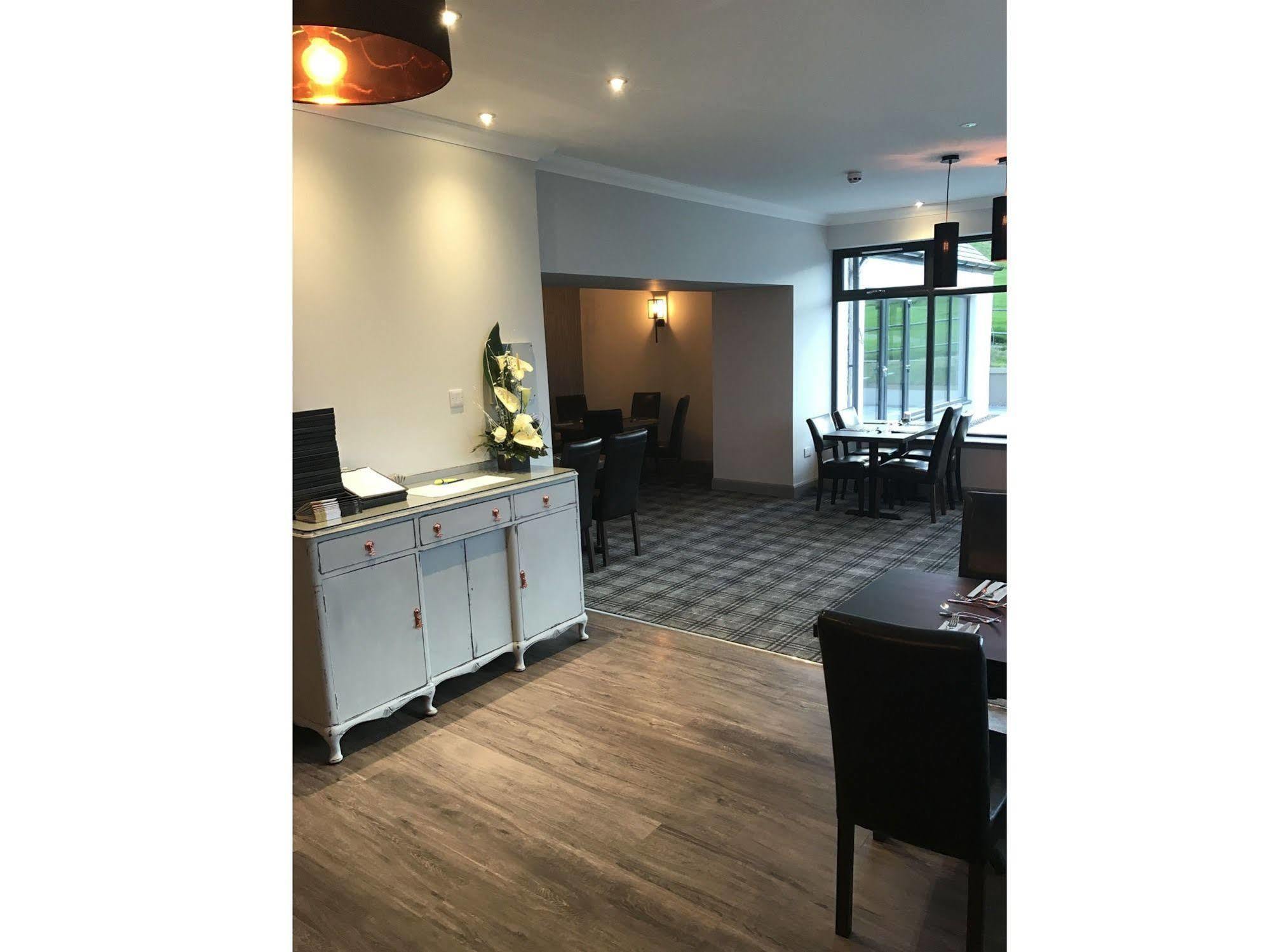The Knowes Hotel & Restaurant Macduff Екстериор снимка